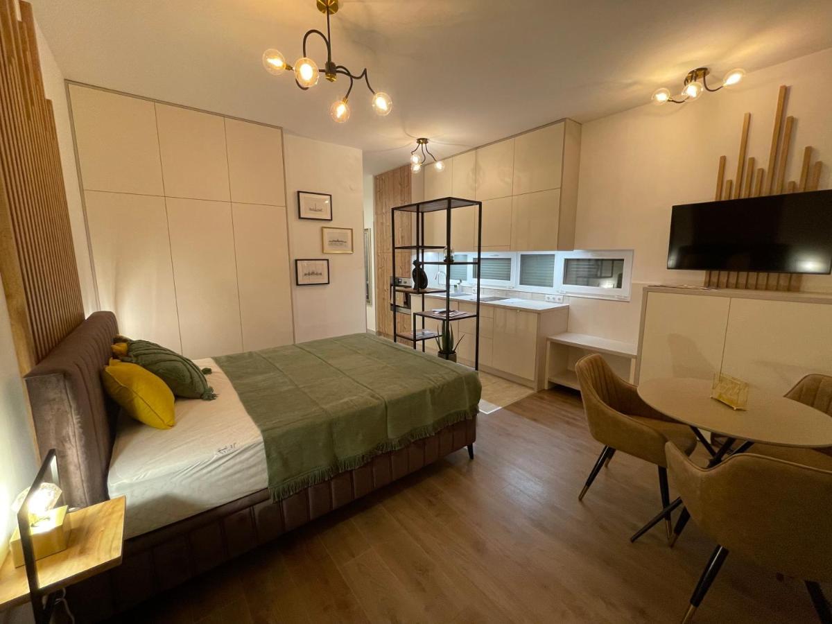 Hillside Central Apartments บูดาเปสต์ ภายนอก รูปภาพ