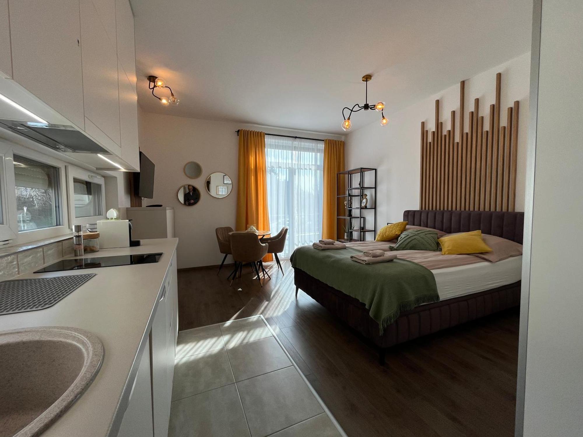 Hillside Central Apartments บูดาเปสต์ ภายนอก รูปภาพ